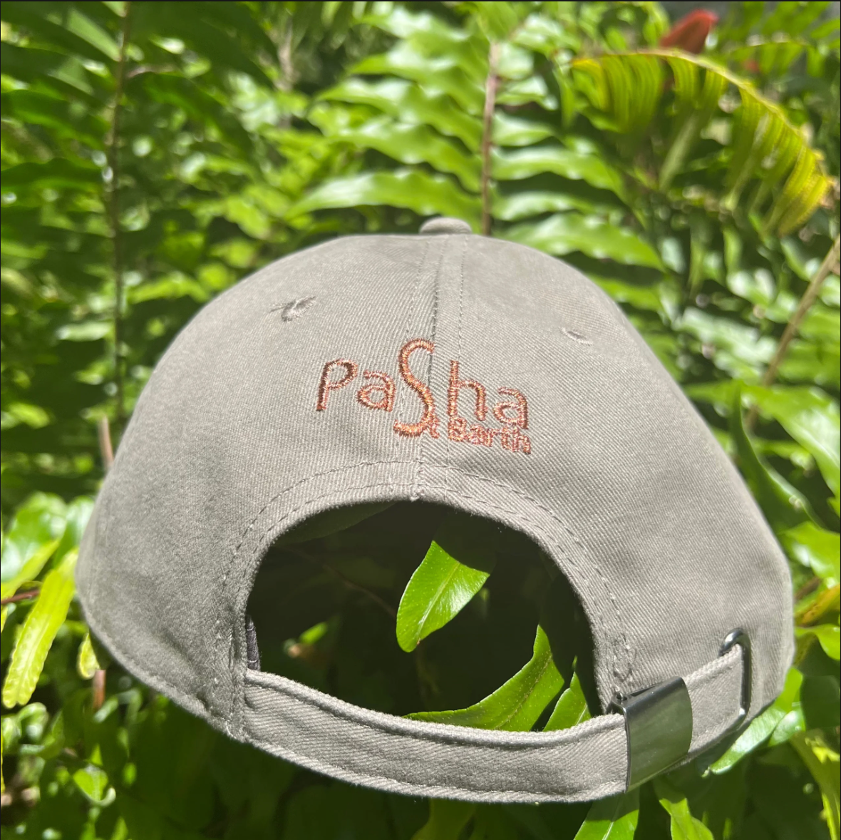 GORRA IGOR GRIS BORDADA NARANJA X PASHA ST BARTH