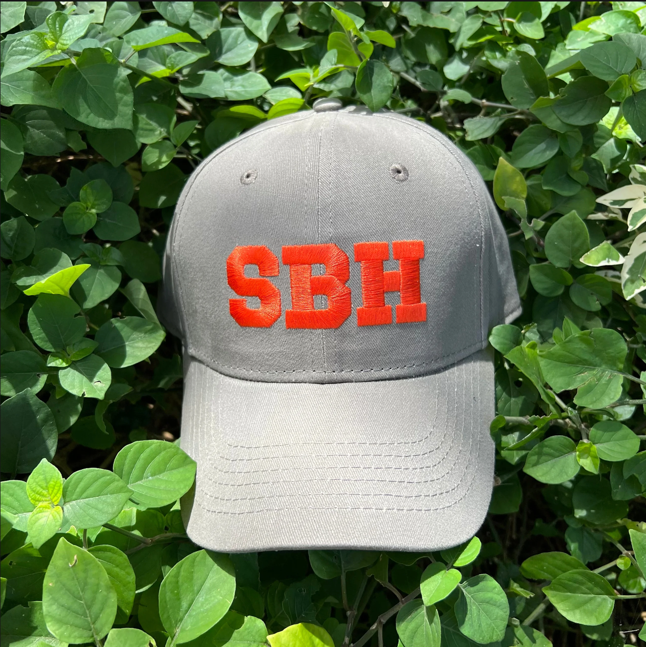 CAP SBH GRIS / ORANGE REGLABLE X PASHA ST BARTH
