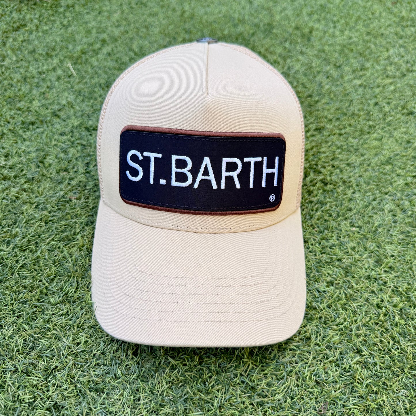 GORRA TRUCKER ARENA + 1 PARCHE X PASHA ST BARTH PREMIUM